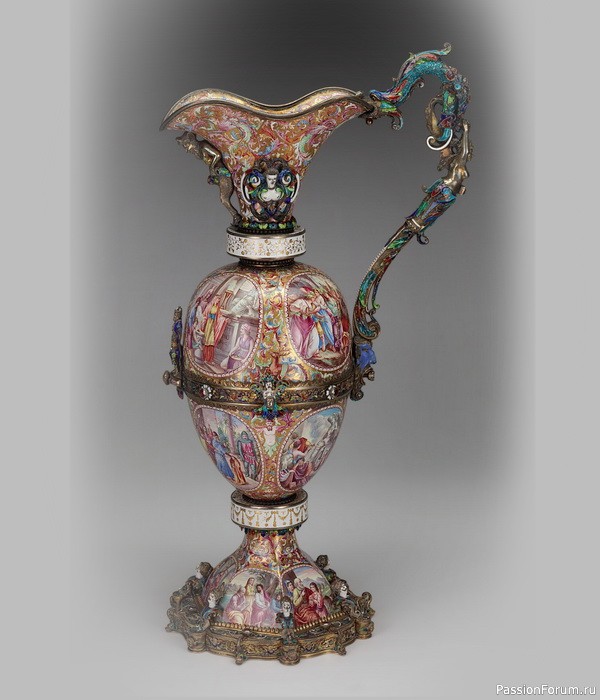 ​Венские эмали в стиле историзма