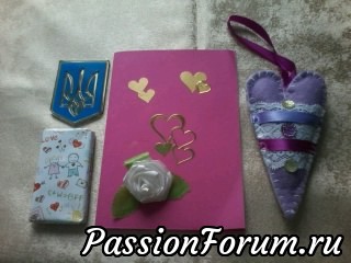 А это от Vikusya(на ты) http://www.passionforum.ru/users/19645
Шоколадка,магнитик,открытка,сердецко моего любимого цвета. А это от Vikusya(на ты) http://www.passionforum.ru/users/19645
Шоколадка,магнитик,открытка,сердецко моего любимого цвета.
