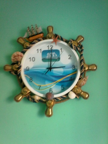 Часы морской тематики