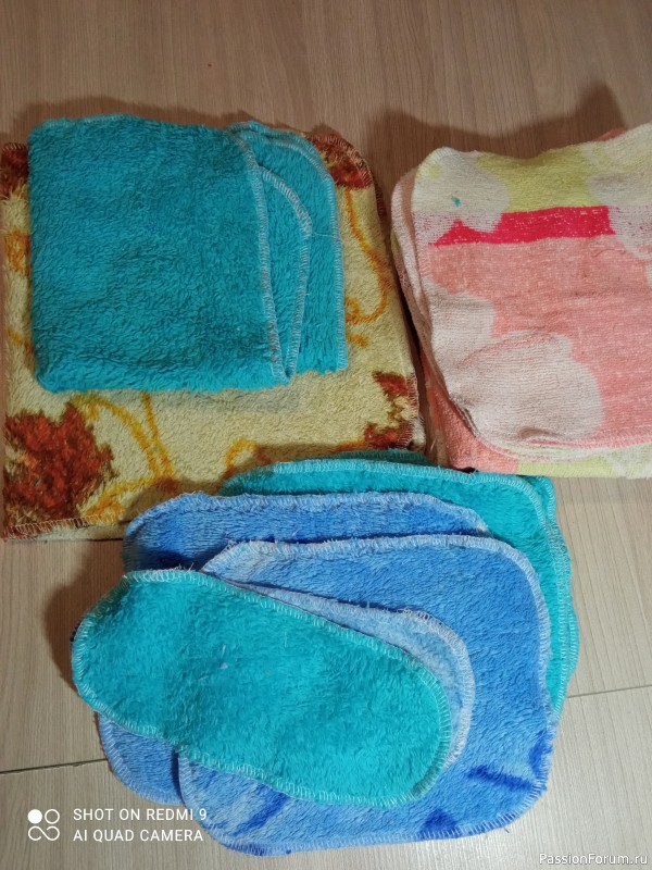 Махровые плед и подушка