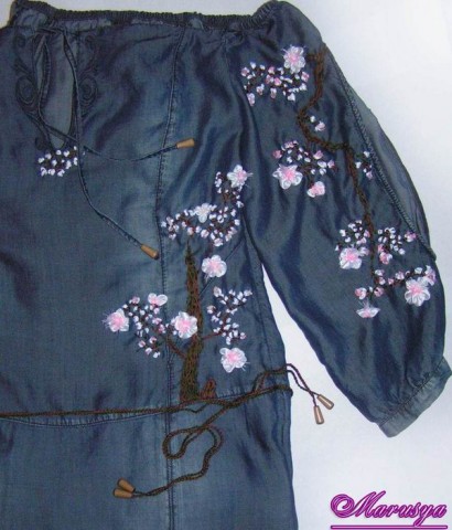 Вышитое платье "Цветущая сакура"
