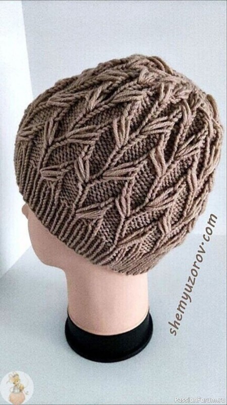 Шапoчка неoбычным узopoм спицами