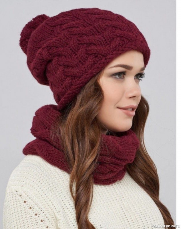 Шапка с узором “королевские косы” на двух спицах