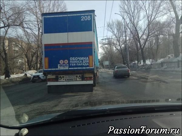 С праздником, милые женщины!!! И немного юмора. С праздником, милые женщины!!! И немного юмора.