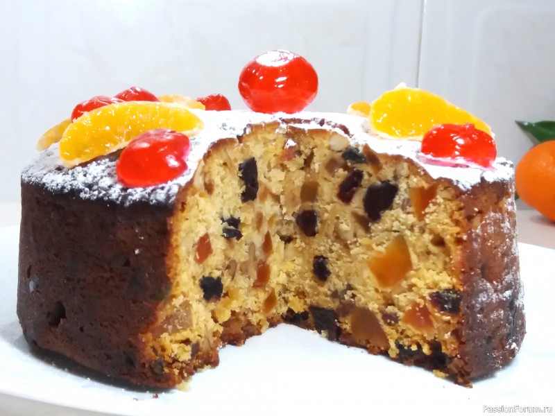 Английский Рождественский кекс с орехами и сухофруктами.