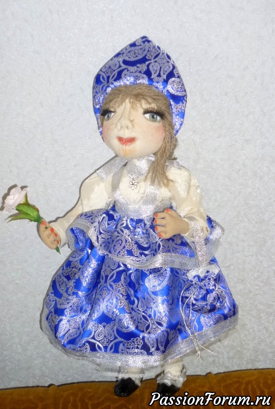 Текстильная кукла Аксиньюшка