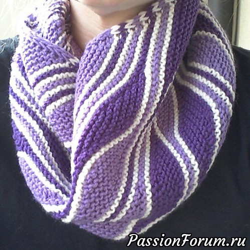 Нужна помощь. Кто вязал коул MIXED WAVES COWL.?