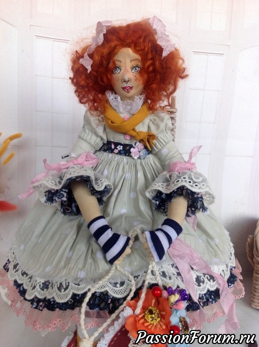 Авторская текстильная интерьерная кукла