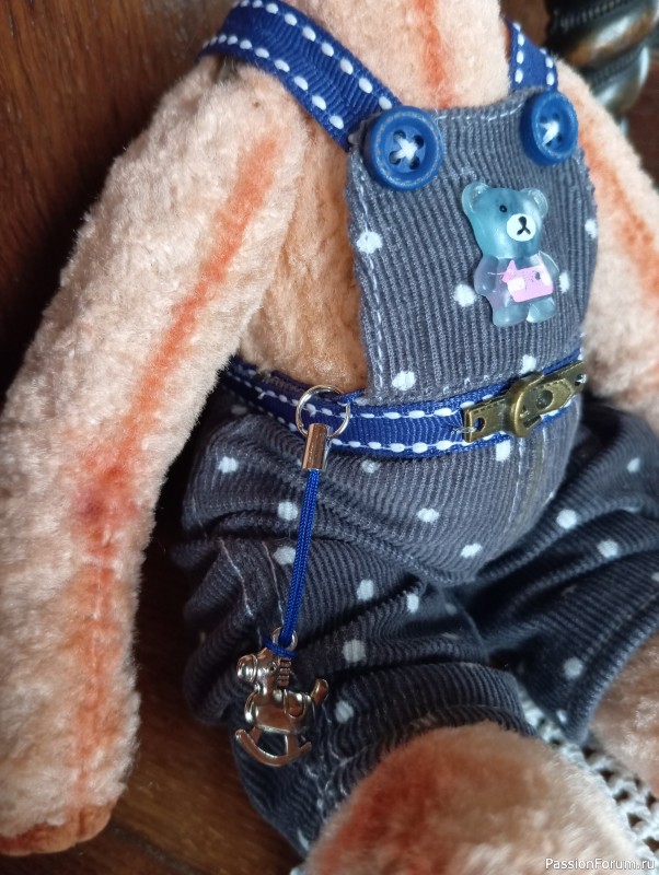 Мишка с машинкой