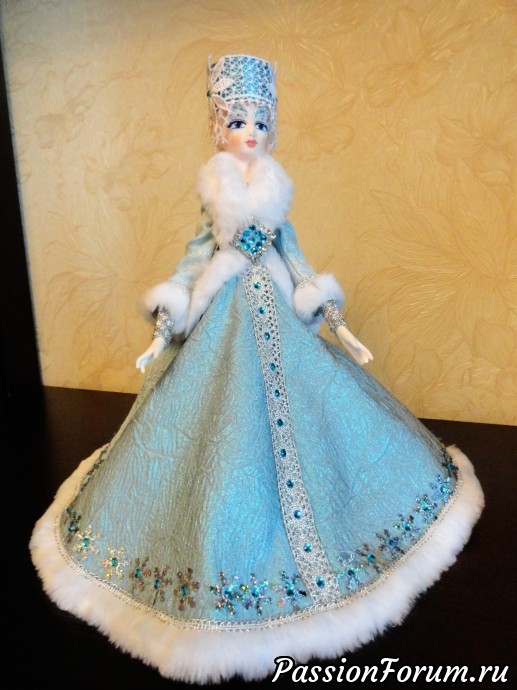 Снегурочка кукла-шкатулка