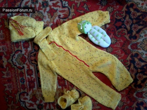 Все мы очень любим своих маленьких детишек и стараемся одеть их в самые красивые одёжки. Я вяжу на с