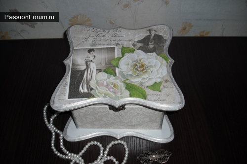 Шкатулки
