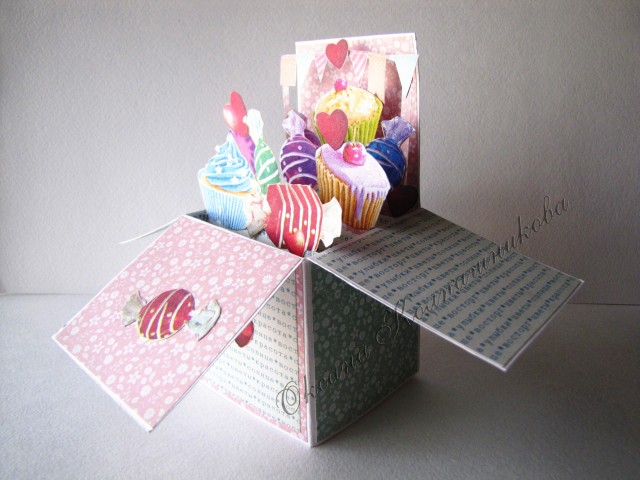 Наскрапила немного... "Сокровищница малыша". pop-up открытка и magic box
