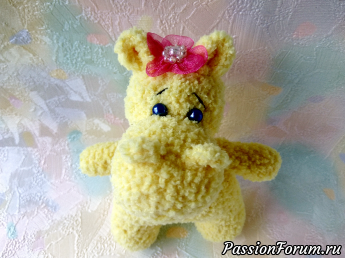Периодически тянет на игрушки))) Периодически тянет на игрушки)))