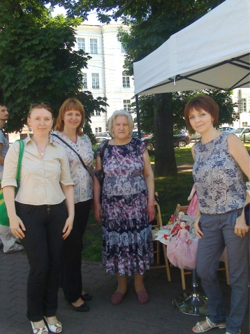 Прогулки по Киеву и рукодельные посиделки