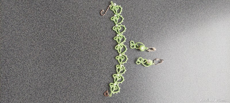 Чуточку побаловалась (фриволите)