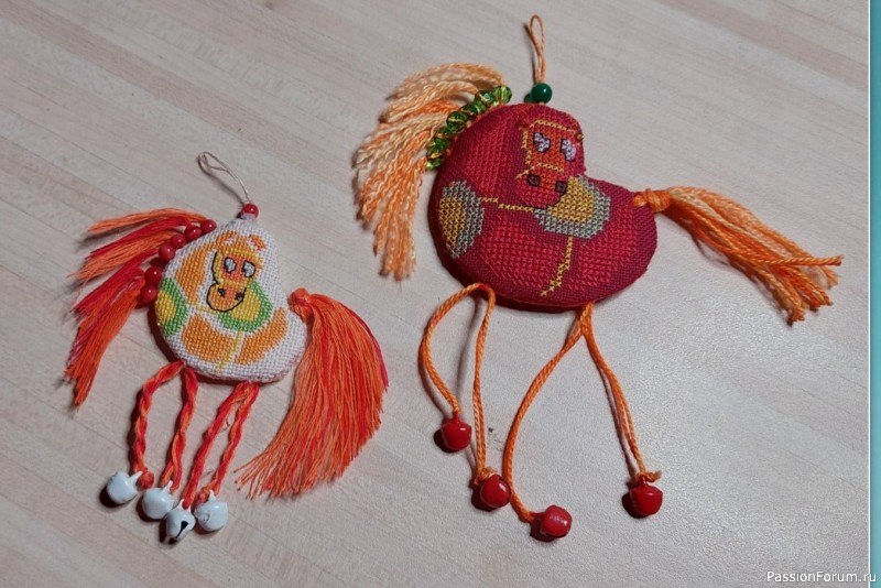 И мои кони (вышивка крестом)