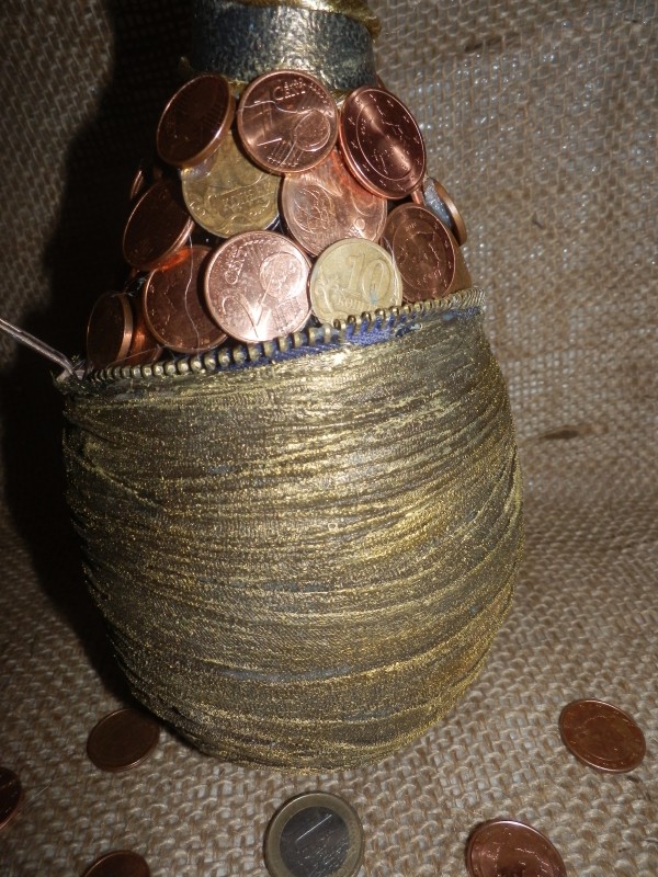 Новогодний бутылочный декор.