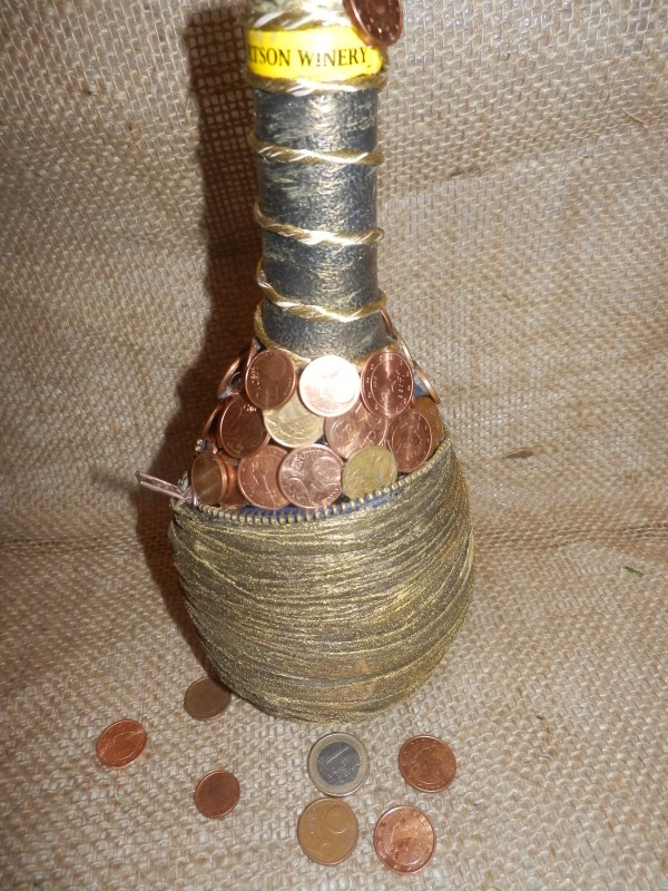 Новогодний бутылочный декор.