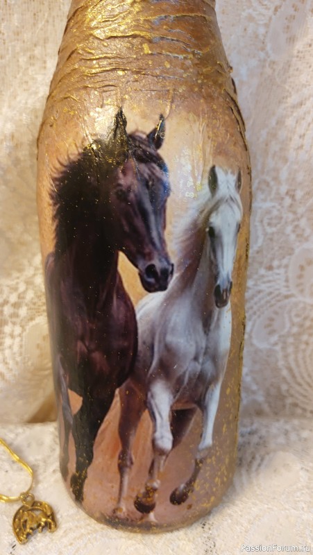 Праздничная бутылка игристого напитка "Две стихии"