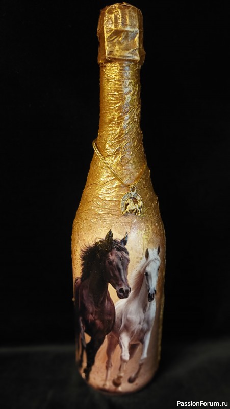 Праздничная бутылка игристого напитка "Две стихии"