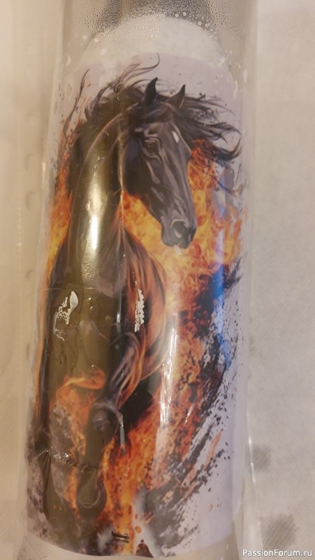 Праздничная бутылка игристого напитка “Властелин огня”