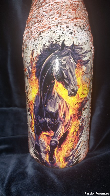 Праздничная бутылка игристого напитка “Властелин огня”