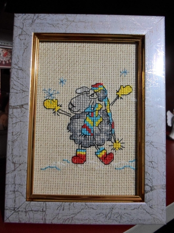 Если в доме кошка:))