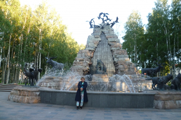 Прогулка по красивому городу Ханты-Мансийску с подругой. часть 2 Прогулка по красивому городу Ханты-Мансийску с подругой. часть 2