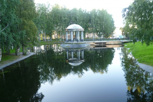 Прогулка по красивому городу Ханты-Мансийску с подругой. часть 2 Прогулка по красивому городу Ханты-Мансийску с подругой. часть 2
