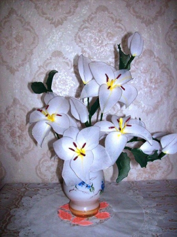 цветы из капрона