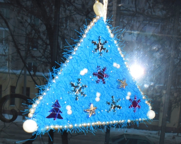 А ЁЛОЧКА КОМУ?...Опять НАСТЕНЬКЕ !!!