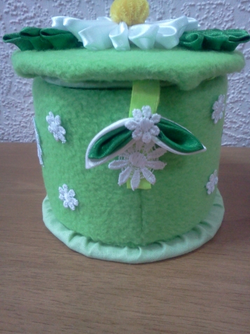 Шкатулка с ромашками.