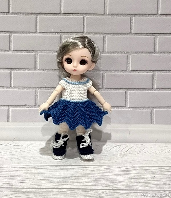 Кукольный Фэмили лук 2. Модель 5 (последняя) баболи Анна.