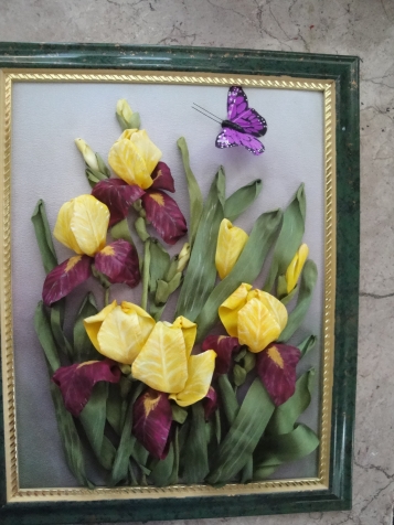 Пришла весна...цветут ирисы