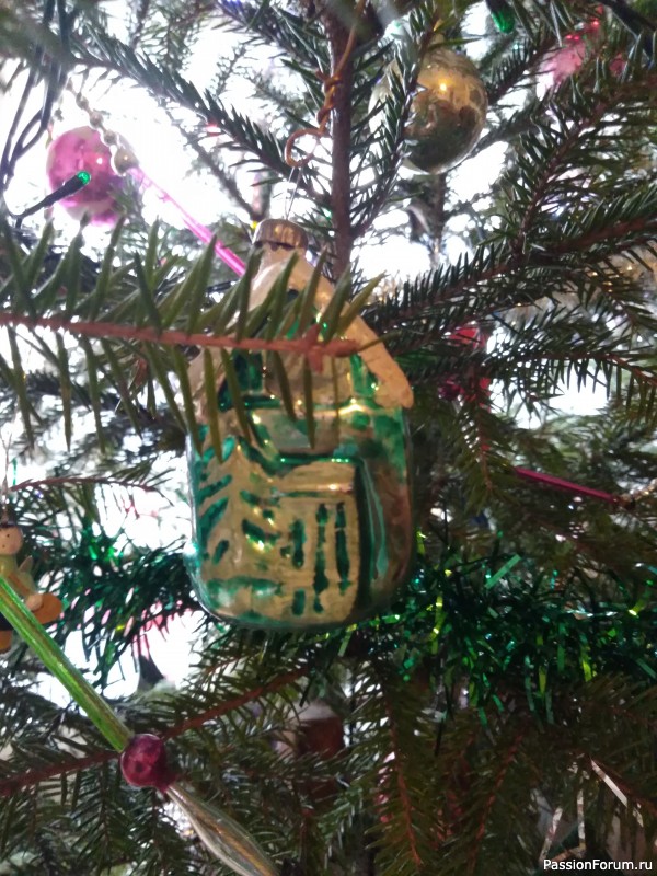 Лучше позже, чем....(к параду новогодних елок)