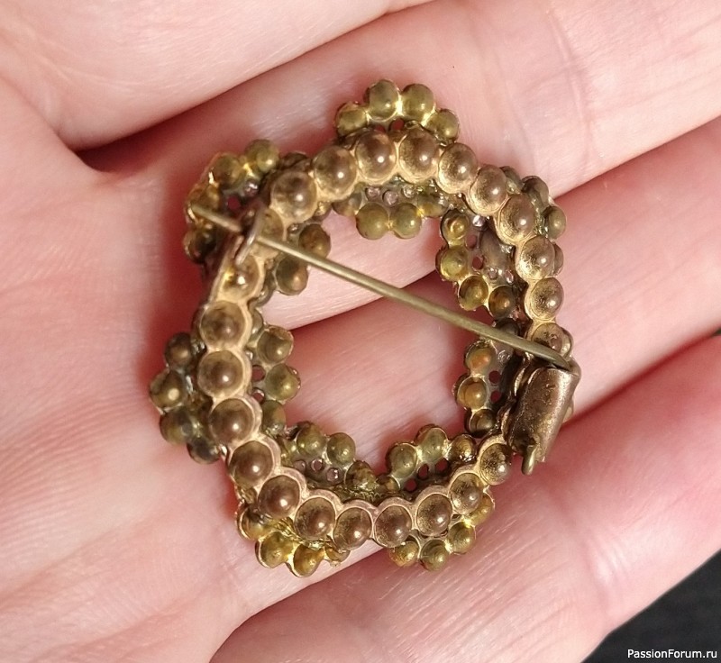 Винтажные украшения.