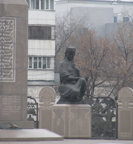 Алматы начало весны Город