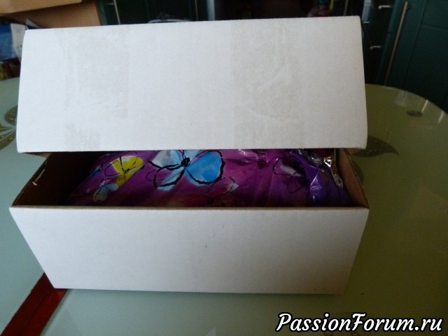И у меня ещё есть подарок... От Олечки http://www.passionforum.ru/users/1088. Давайте, заглянем в коробочку, что-то там красивое!!! И у меня ещё есть подарок... От Олечки http://www.passionforum.ru/users/1088. Давайте, заглянем в коробочку, что-то там красивое!!!