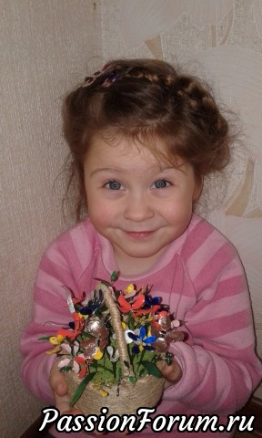 вот и готов наш волшебный "каменный" букет.
Желаю удачи каждой участнице конкурса!!! вот и готов наш волшебный "каменный" букет.
Желаю удачи каждой участнице конкурса!!!