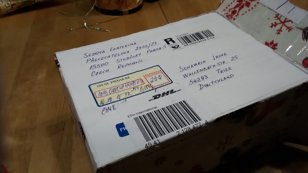Если звезды падают... то их приносит почтальон.