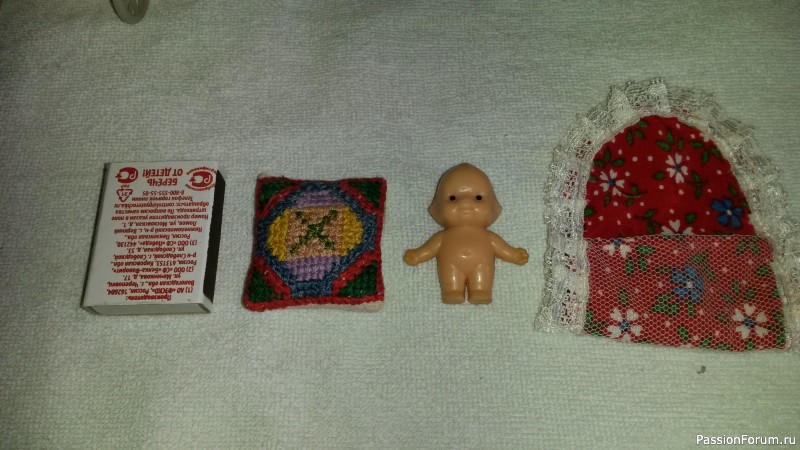 Коляска с пупсиком