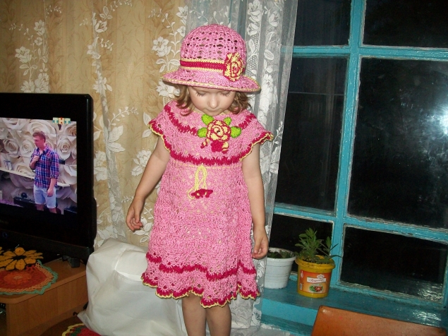 ну и пока последнее платье в моем исполнении для моей любимой доченьки