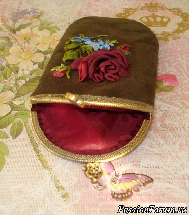 Очечник &quot;Старинная роза&quot;