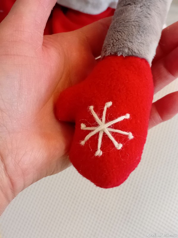 Новогодние интерьерные игрушки.