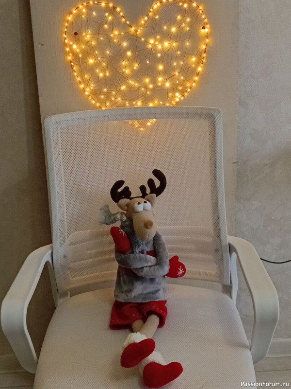 Новогодние интерьерные игрушки.