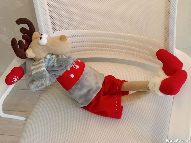 Новогодние интерьерные игрушки.