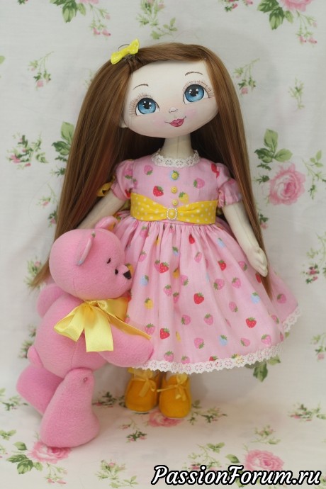 Куколка Машенька и Розовый Мишка