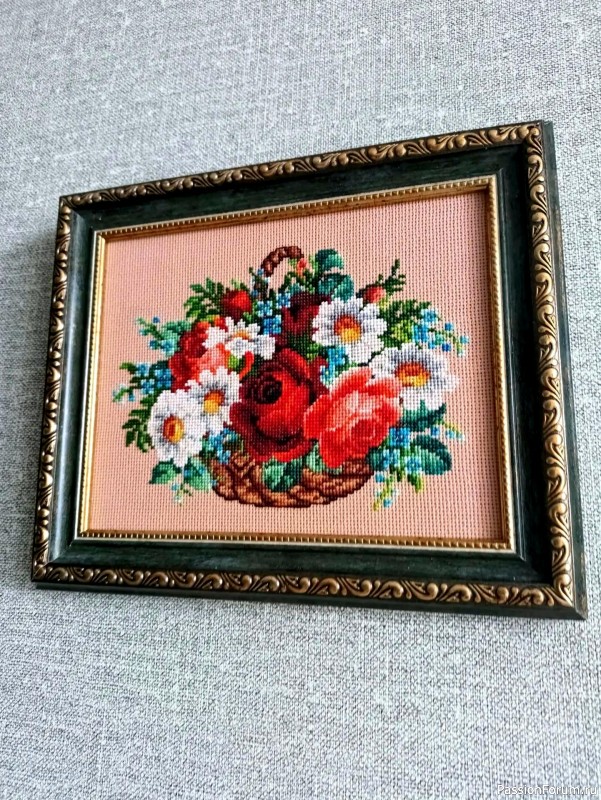 Букет в корзинке.