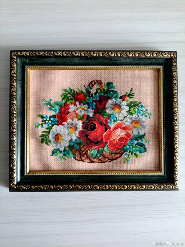 Букет в корзинке.